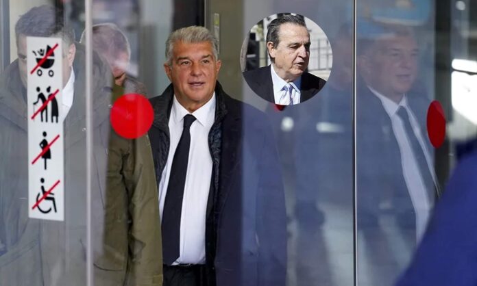 Joan Laporta y una foto de Negreira.