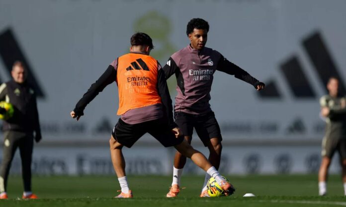 Rodrygo Goes, en el entrenamiento de esta mañana en Valdebebas.
