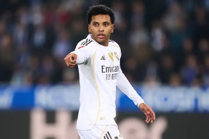  Posible alineación del Real Madrid ante el Sevilla: ¿nueva titularidad para Rodrygo?

