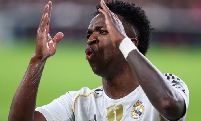 Vinícius Júnior jugando un partido con el Real Madrid. 