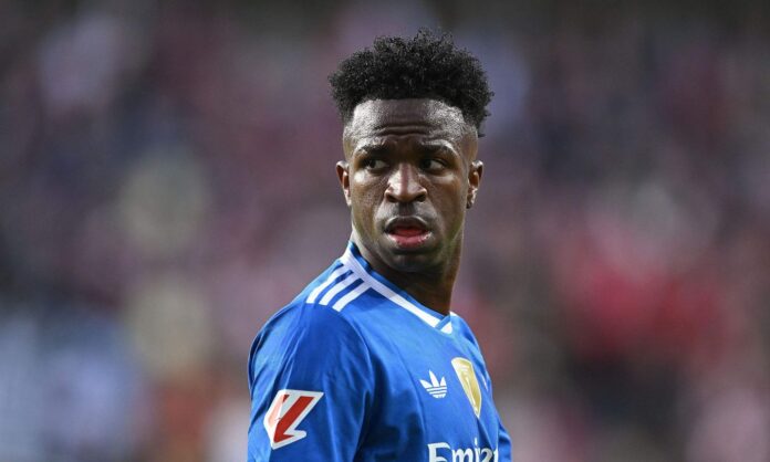 Vinícius Júnior jugando un partido con el Real Madrid. 