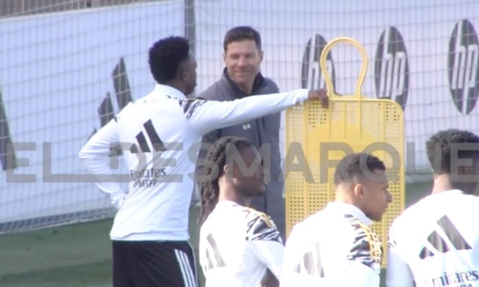 Vinicius y Xabi, cambio radical

