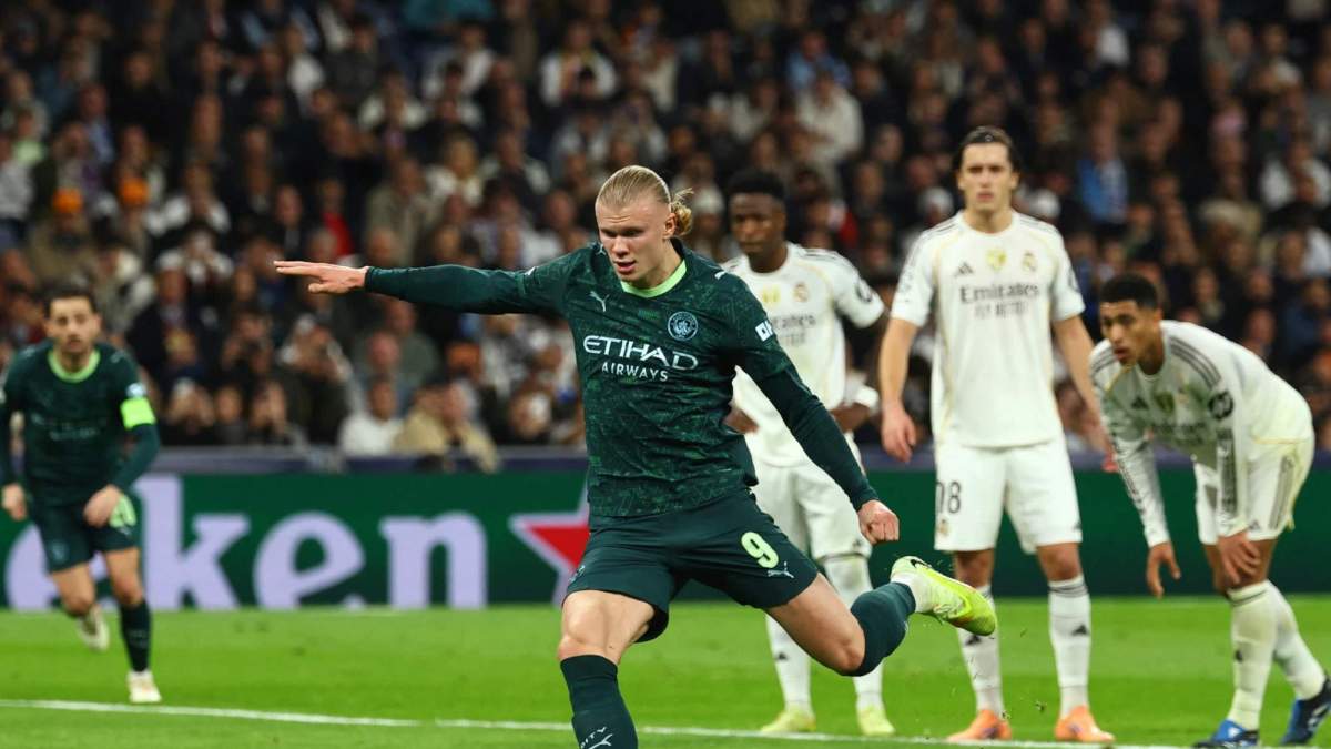 Erling Haaland, disparando el penalti que transformó ante el Real Madrid. Erling Haaland, disparando el penalti que transformó ante el Real Madrid.