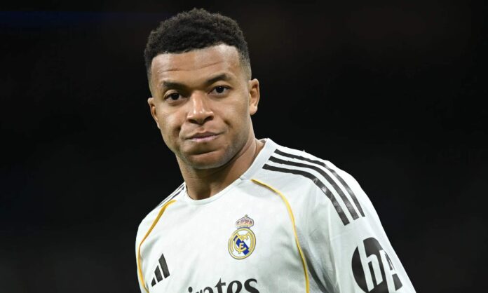 Mbappé aprende de Cristiano Ronaldo: no solo los goles, también a tolerar el dolor

