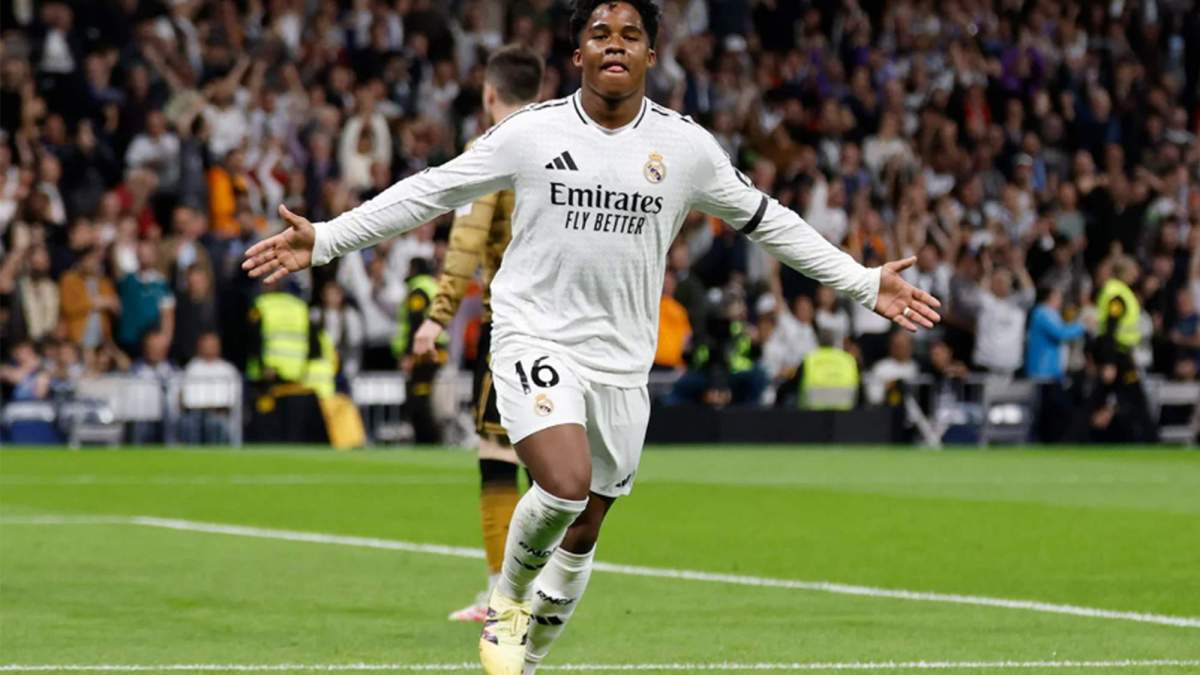 Endrick celebrando su gol ante la Real Sociedad