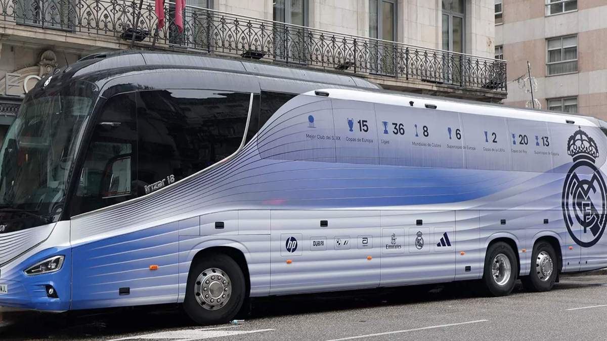 Autobús del Real Madrid en 2024.