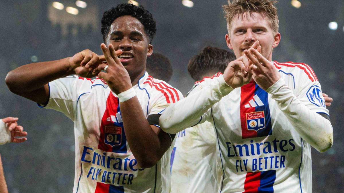 Endrick celebrando un gol con el Olympique de Lyon.