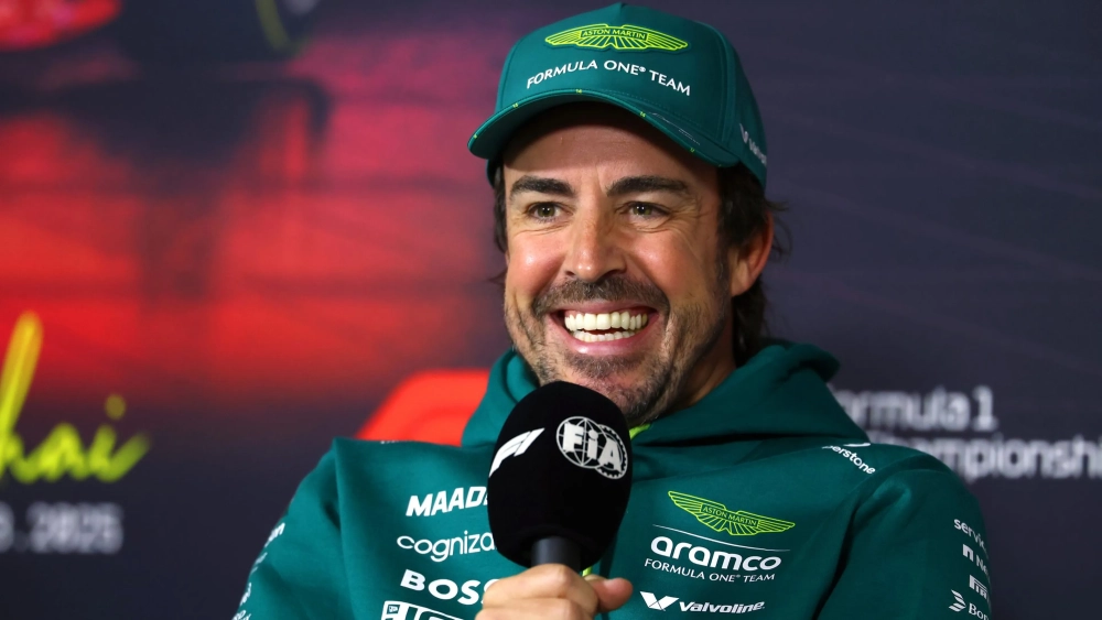 Fernando Alonso con Aston Martin