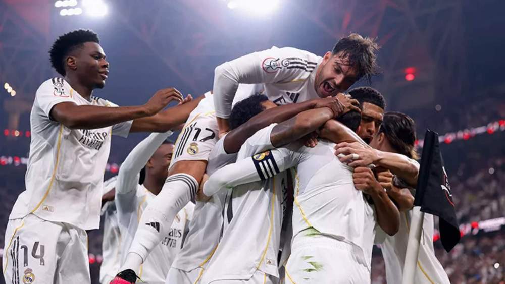 Los jugadores del Real Madrid, celebrando uno de los goles ante el Atlético en la Supercopa. Los jugadores del Real Madrid, celebrando uno de los goles ante el Atlético en la Supercopa.