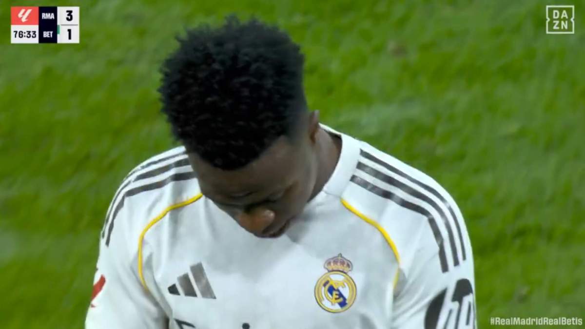 Vinicius Junior no entiende al Bernabéu Vinicius Junior no entiende al Bernabéu