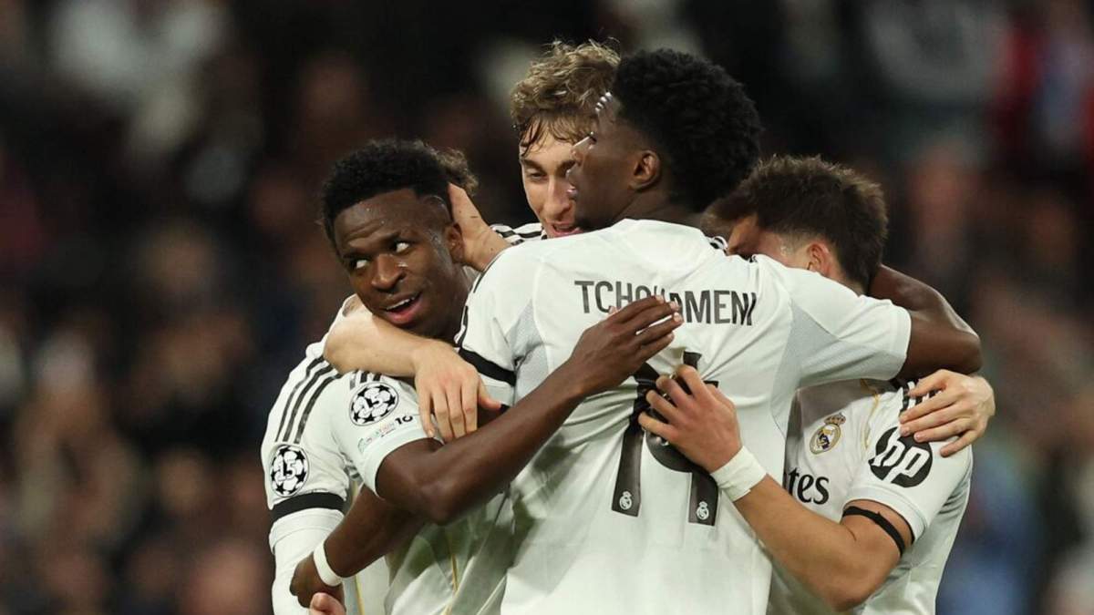 Los futbolistas del Real Madrid, celebrando uno de los goles ante el Mónaco en la Champions League.