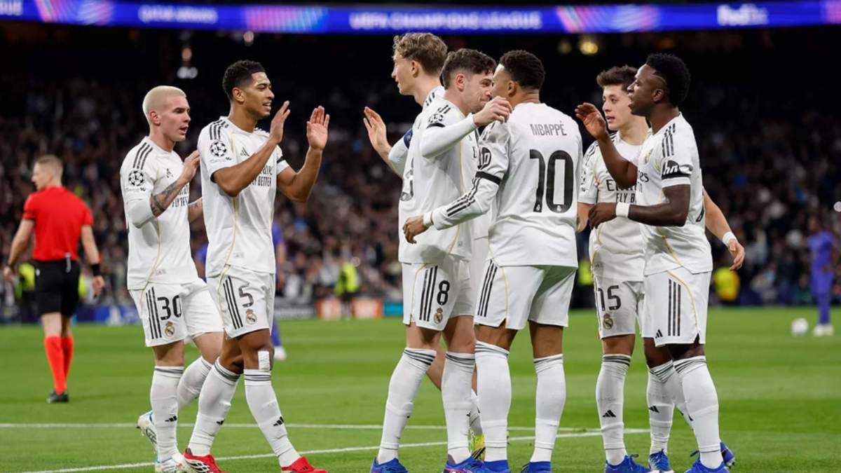 Jugadores del Real Madrid celebrando un gol ante el AS Mónaco