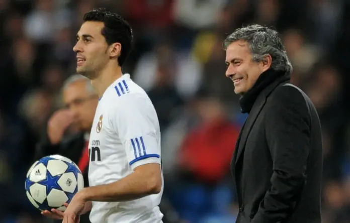  Mourinho: «Arbeloa es de mis jugadores favoritos y deseo que tenga una carrera fantástica»

