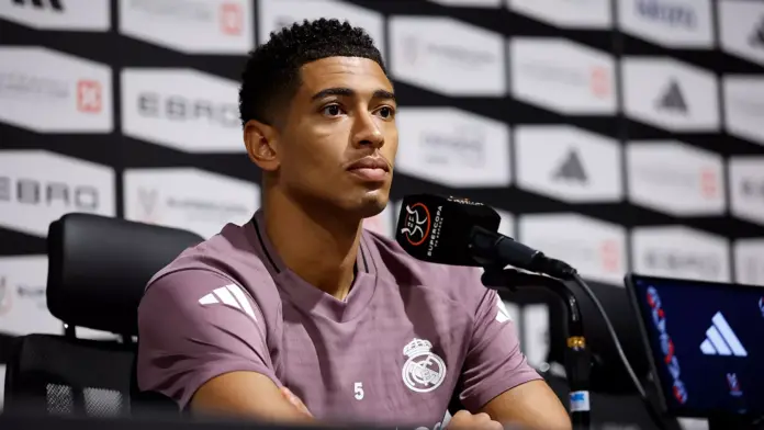  Bellingham: «Queremos que vuelva el Vinicius de siempre»

