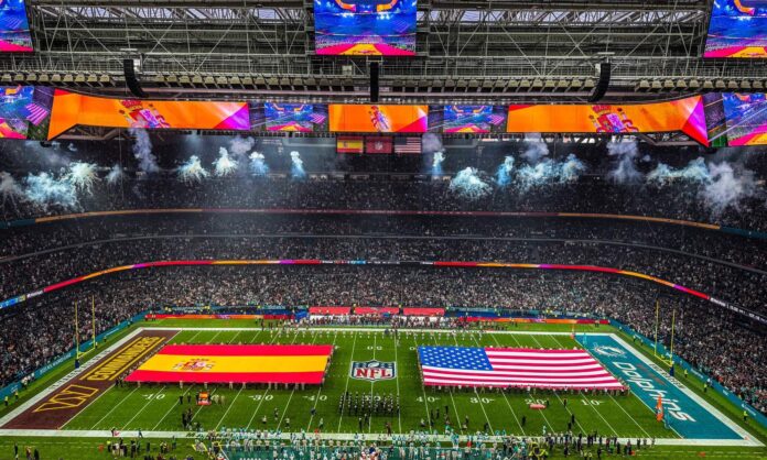 Confirmado, el Santiago Bernabéu acogerá otro partido de la NFL en 2026: esperan vender 83.186 entradas