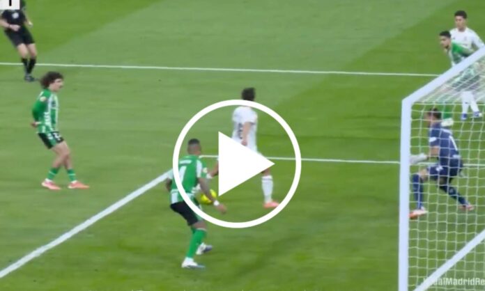 Gonzalo García ha marcado el cuarto gol del Real Madrid ante el Betis, el tercero en su cuenta personal.