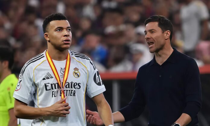 Kylian Mbappé quiso ayudar a Xabi Alonso para evitar su despido al frente del Real Madrid y jugó lesionado la final de la Supercopa de España.