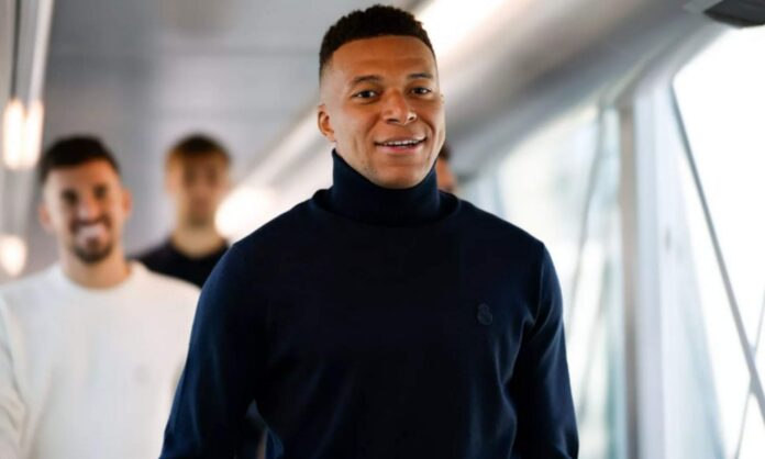 Entramos en la casa de Mbappé en Madrid: comprada a Gareth Bale por 11 millones, con campo de golf y 1.200 metros de superficie 