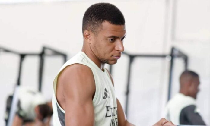 Mbappé no se ha entrenado con el resto de sus compañeros en Valdebebas