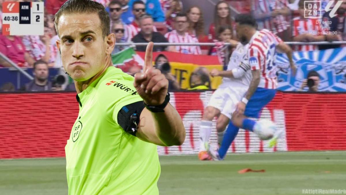 Alberola Rojas perdona 2 rojas al Atlético en la primera parte