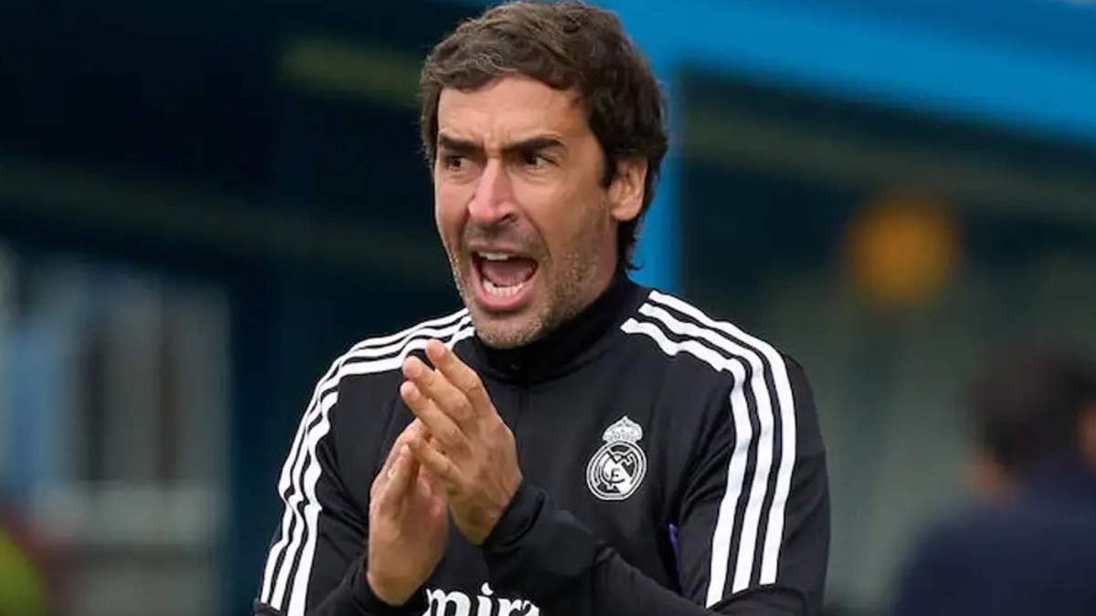 Raúl González en un partido del Real Madrid.