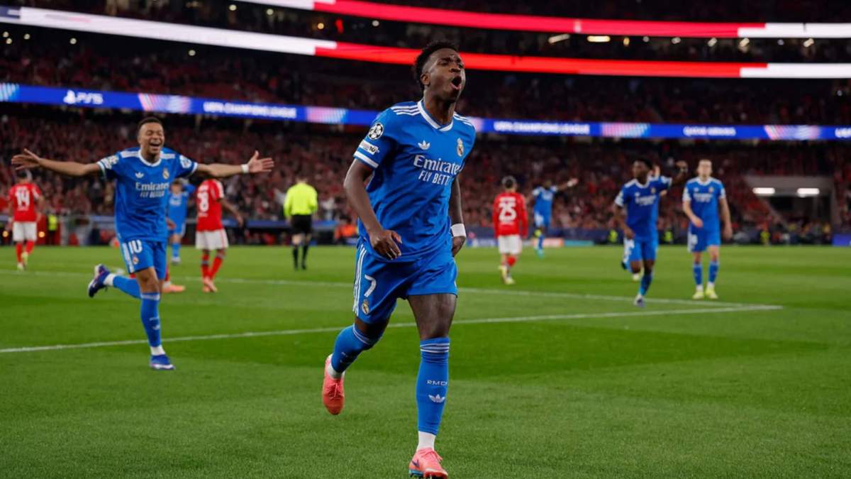 Vinicius festejando su tanto en el Estadio Da Luz Vinicius festejando su tanto en el Estadio Da Luz