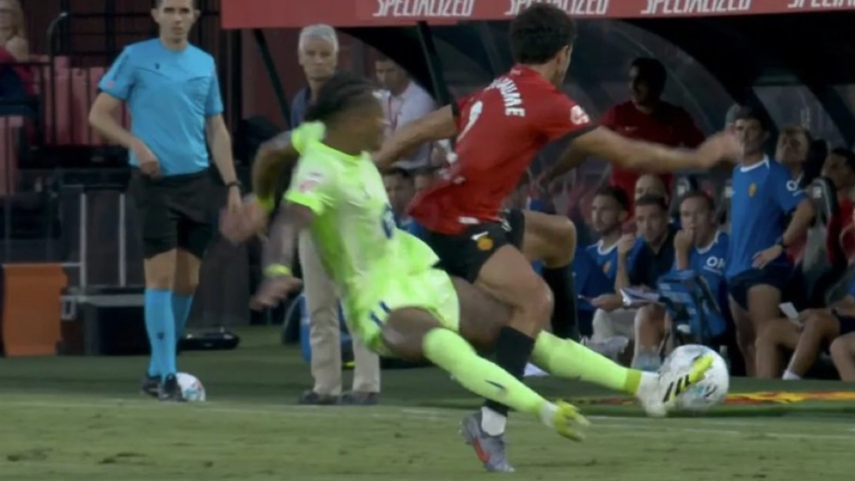 Roja perdonada a Raphinha ante el Mallorca Roja perdonada a Raphinha ante el Mallorca