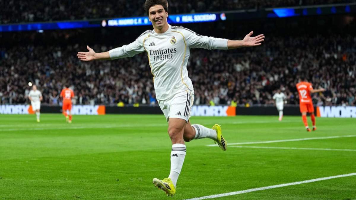 Gonzalo celebrando el primer gol de la noche en el Bernabéu, el 1-0 ante la Real Sociedad Gonzalo celebrando el primer gol de la noche en el Bernabéu, el 1-0 ante la Real Sociedad