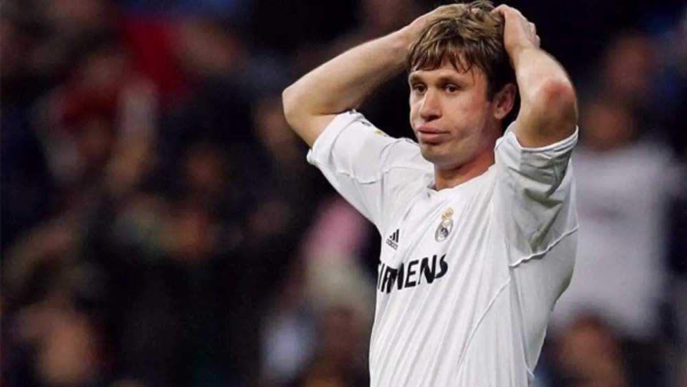 Antonio Cassano, en un partido con el Real Madrid, con el que no cuajó. Antonio Cassano, en un partido con el Real Madrid, con el que no cuajó.