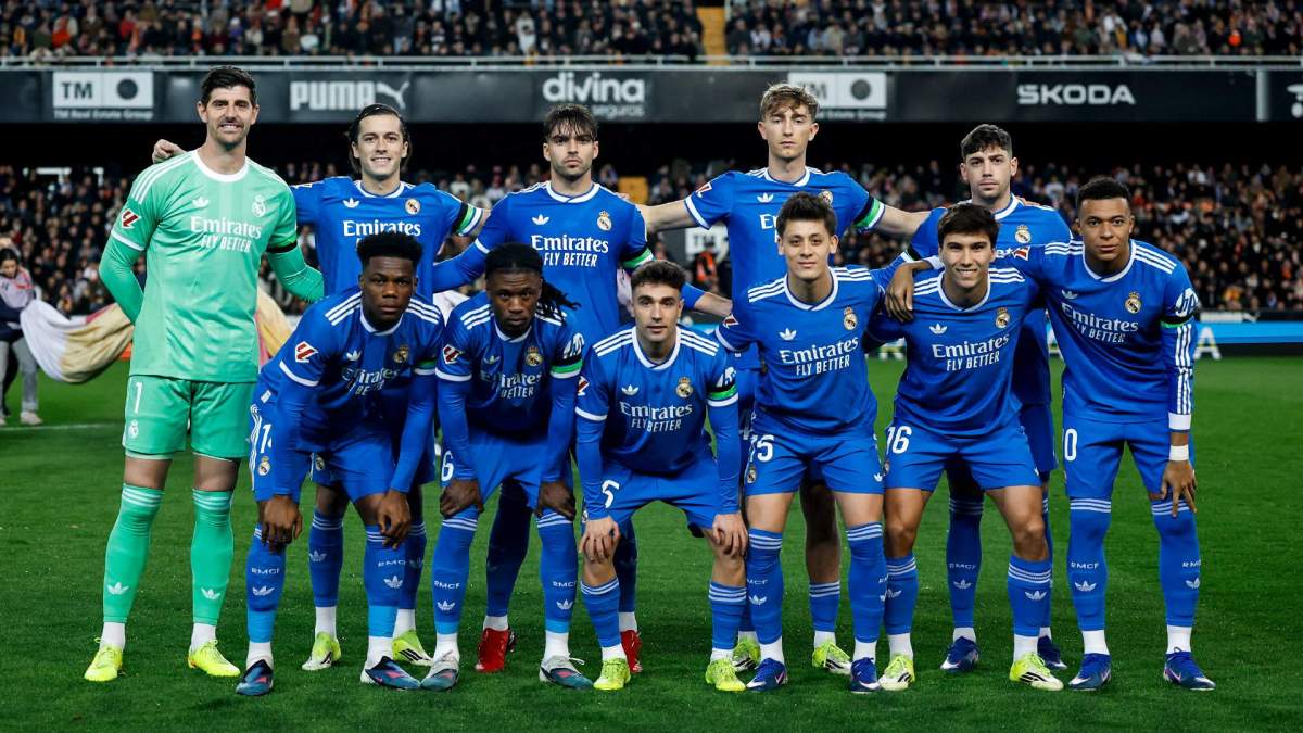 Once del Real Madrid en Mestalla.