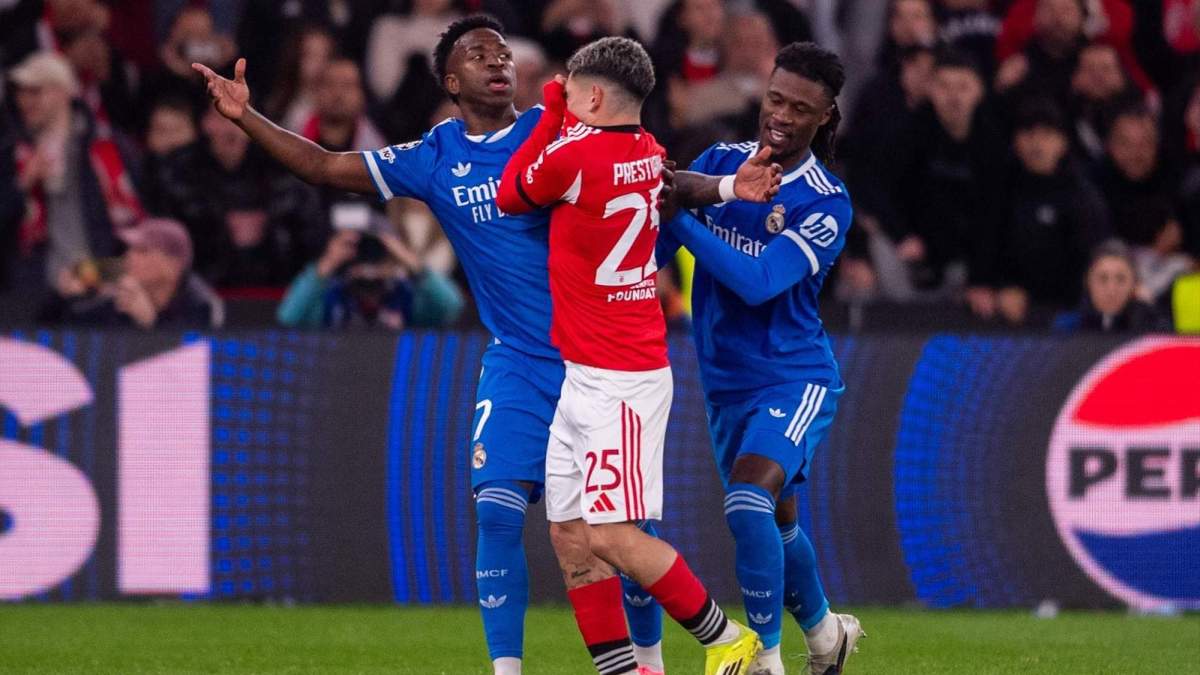 Vinícius Júnior, Prestianni y Eduardo Camavinga. Vinícius Júnior, Prestianni y Eduardo Camavinga.