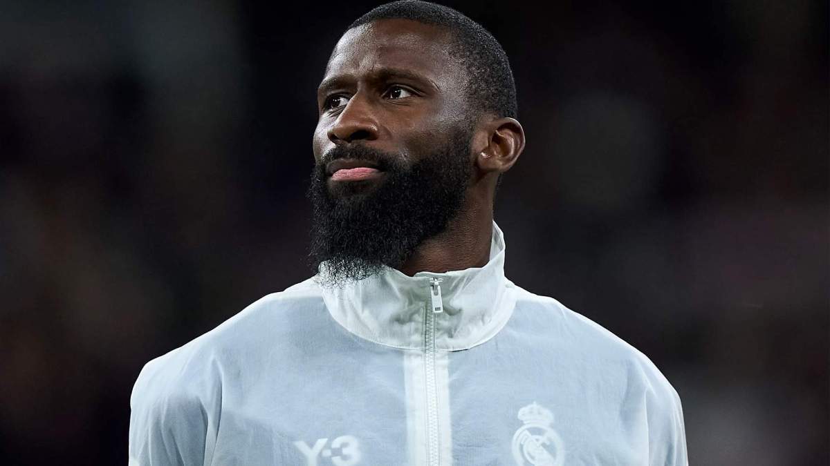 Antonio Rüdiger antes de jugar un partido con el Real Madrid. Antonio Rüdiger antes de jugar un partido con el Real Madrid.