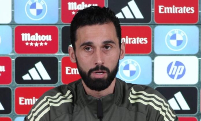 Arbeloa destaca que le gusta tener un trato cercano con los jugadores