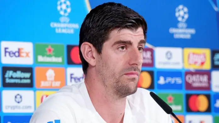  Courtois responde a Mourinho: «No se puede justificar un acto de racismo por una celebración»

