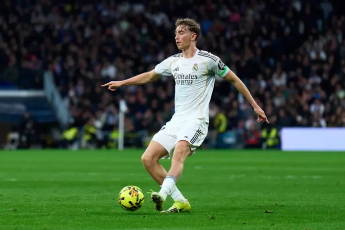  Huijsen, en un bucle

