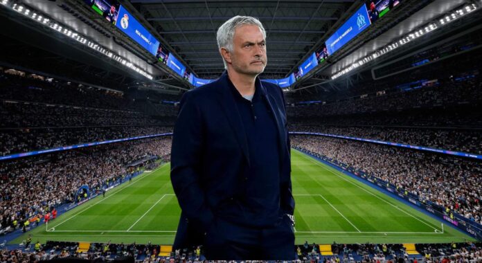 Mourinho ve al Bernabéu un 