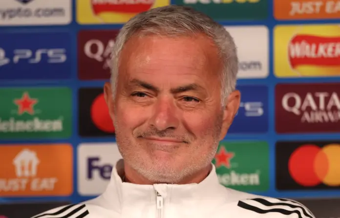  Mourinho, sobre la eliminatoria de los play-offs: «Quiero eliminar al Real Madrid»

