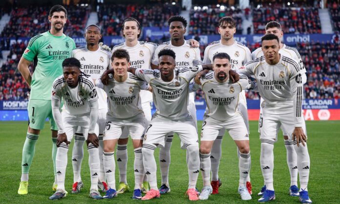 El once del Real Madrid en el partido contra el Osasuna en el Sadar. 