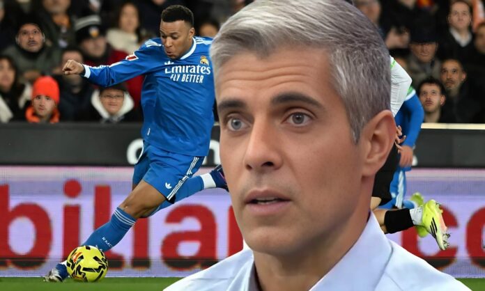 El palo de José Luis Sánchez (48) a Mbappé: 