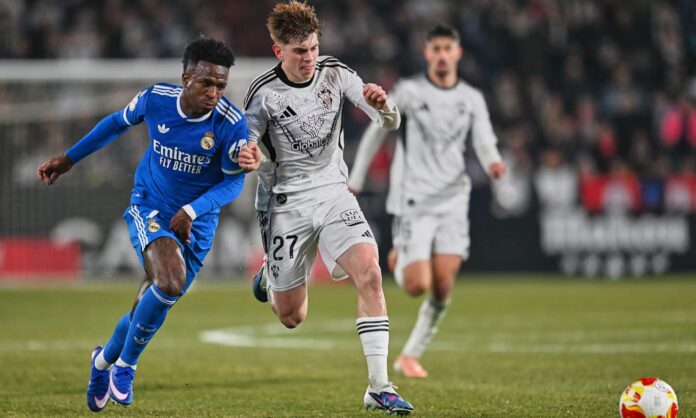 Vinicius Junior y Dani Bernabéu en un lance del partido del pasado 14 de enero entre el Albacete y el Real Madrid.