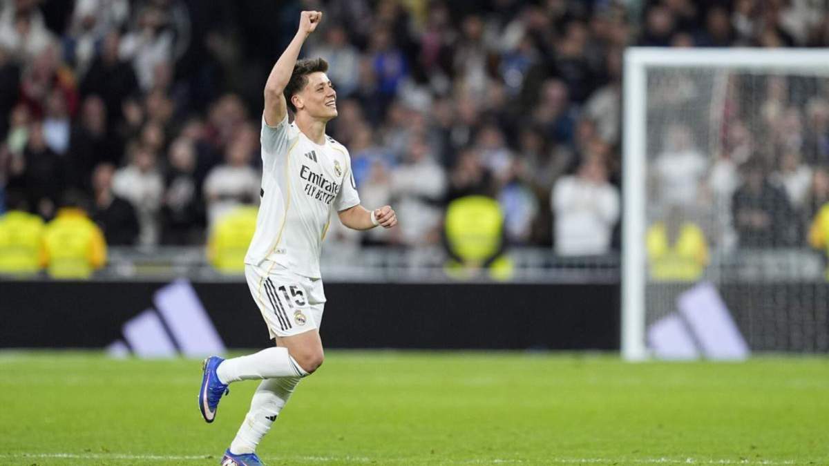 Arda Güler celebrando su gol contra el elche