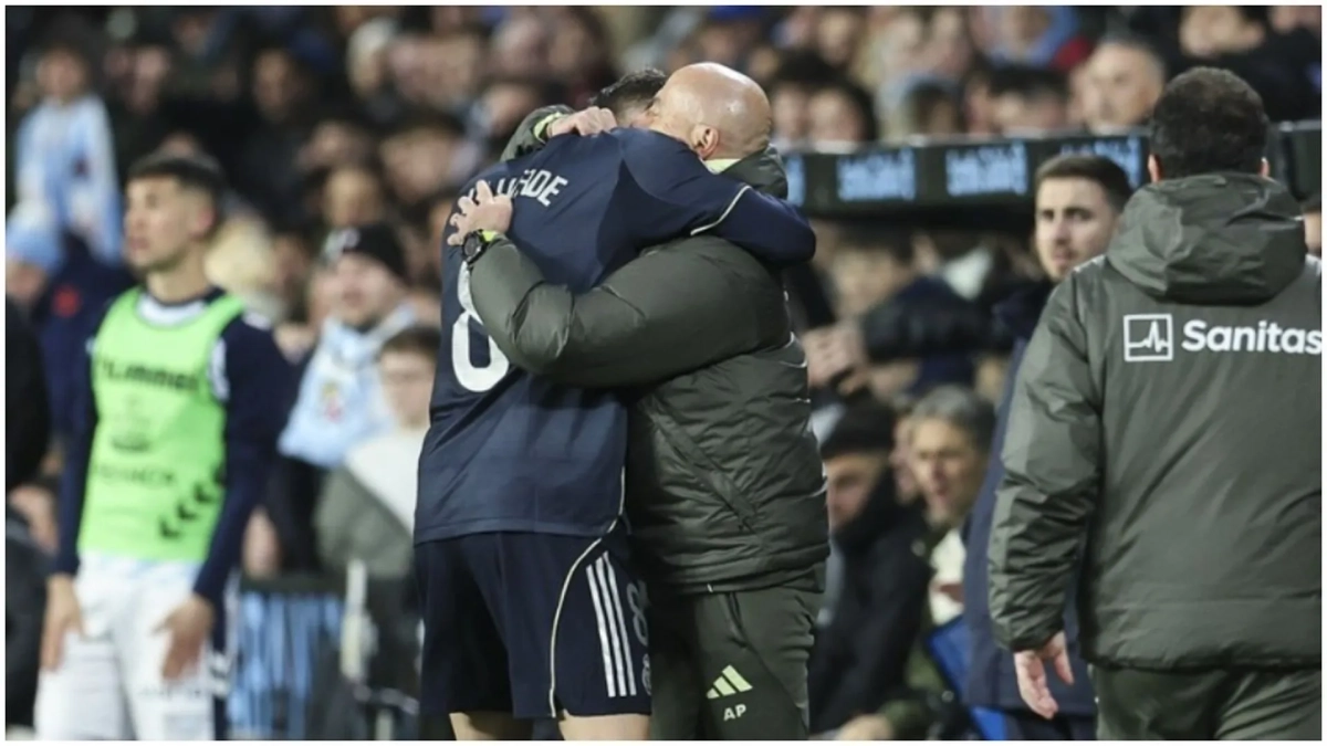 Fede Valverde celebrando su gol junto a Pintus