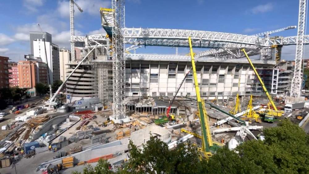 Obras del Santiago Bernabéu, que comenzaron en 2019 y cuyo final se prevé para el final de esta temporada.