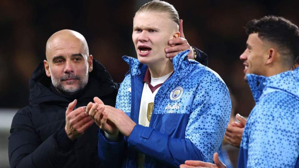 Pep Guardiola y Erling Haaland, después de un encuentro del Manchester City durante este curso. Pep Guardiola y Erling Haaland, después de un encuentro del Manchester City durante este curso.