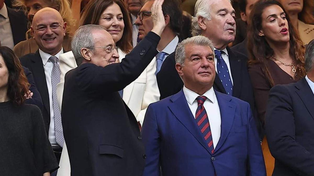 Florentino Pérez y Joan Laporta durante un Real Madrid - Barcelona.