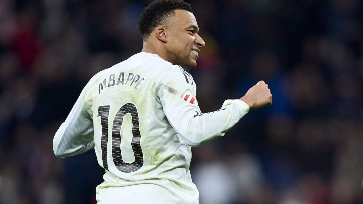 Kylian Mbappé celebrando un gol con el Real Madrid. 