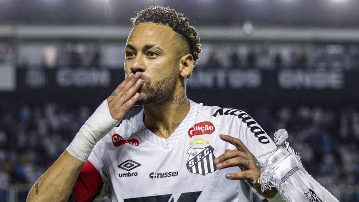 Neymar Júnior celebrando un gol con el Santos.