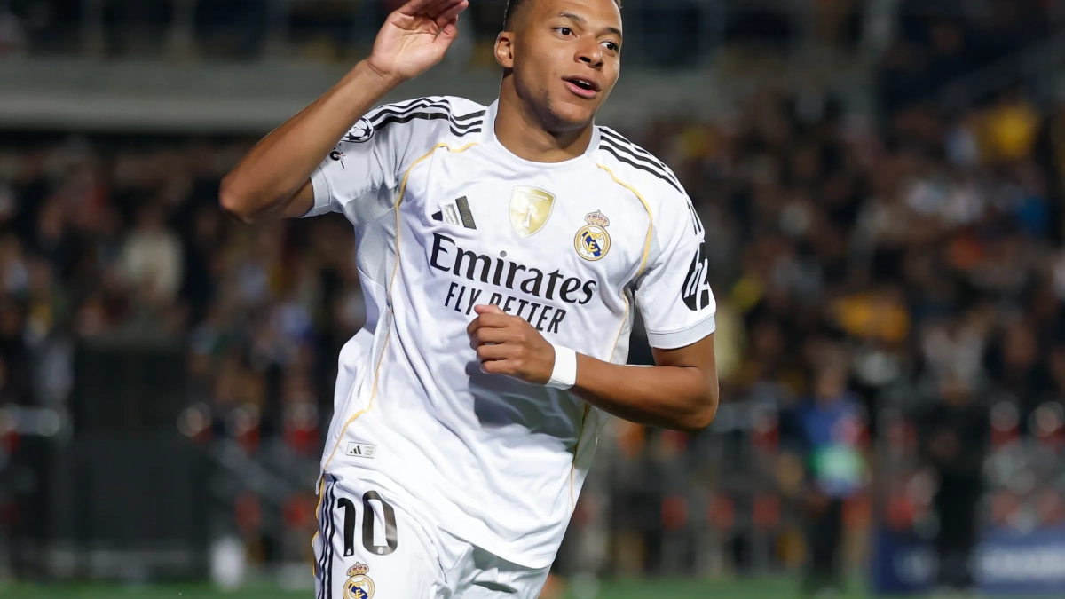 Kylian Mbappé disputando un partido con el Real Madrid. Kylian Mbappé disputando un partido con el Real Madrid.