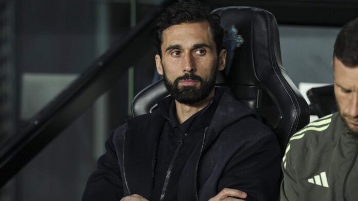 Siro López señala a los cuatro futbolistas a los que Arbeloa criticó en Vigo: “Si se refiere a Camavinga, entiendo que a partir de ahora jugará poco o nada”