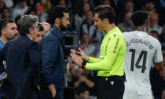 Álvaro Arbeloa y Dani Carvajal fueron muy contundente con Munuera Montero